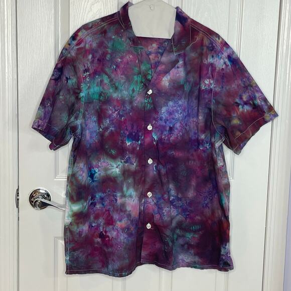 handmade tie dyed men's short sleeve camp shirt purple blue maroon star sunburst - Picture 2 of 9